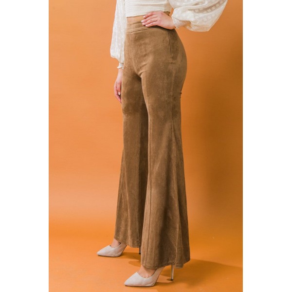 Pantaloni con zip sul fondo in finta pelle scamosciata Cammello
